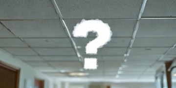 物业会管住户天花板的问题吗？为什么？